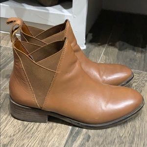 Aldo Ankle booties